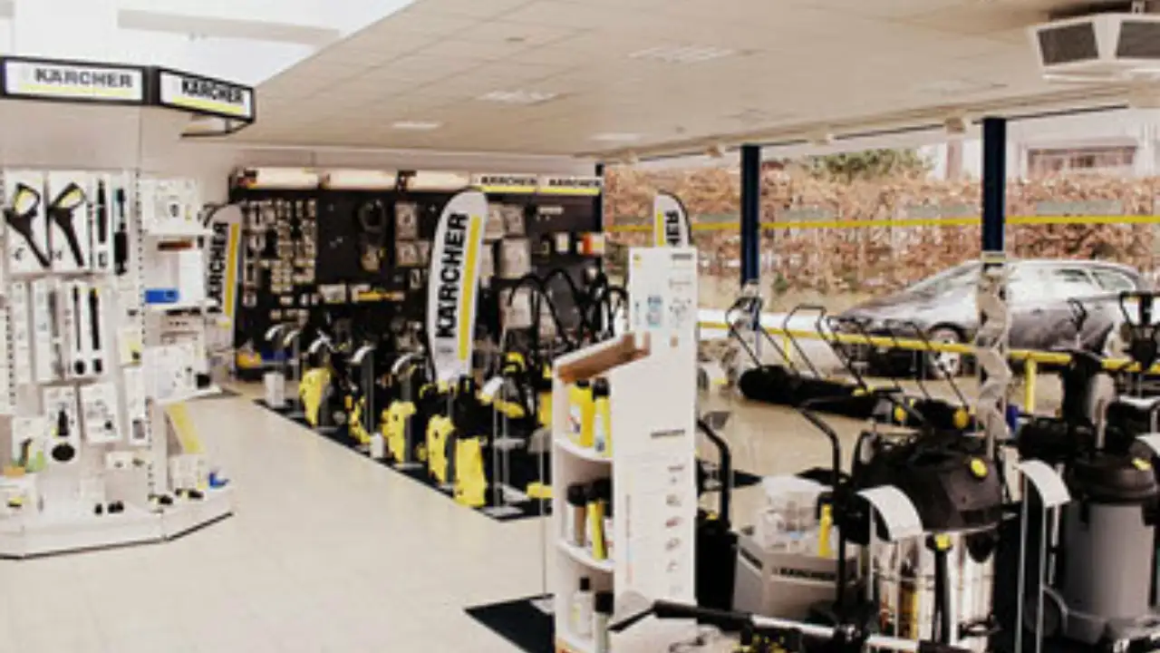 Gustav Schmidt Kärcher Ausstellungsraum