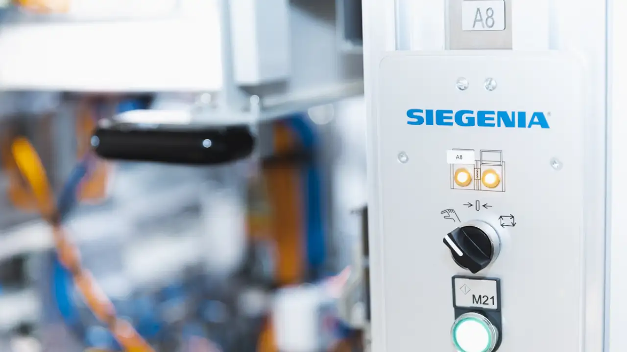 Nahaufnahme von Bedienfeld von Siegeniamaschine